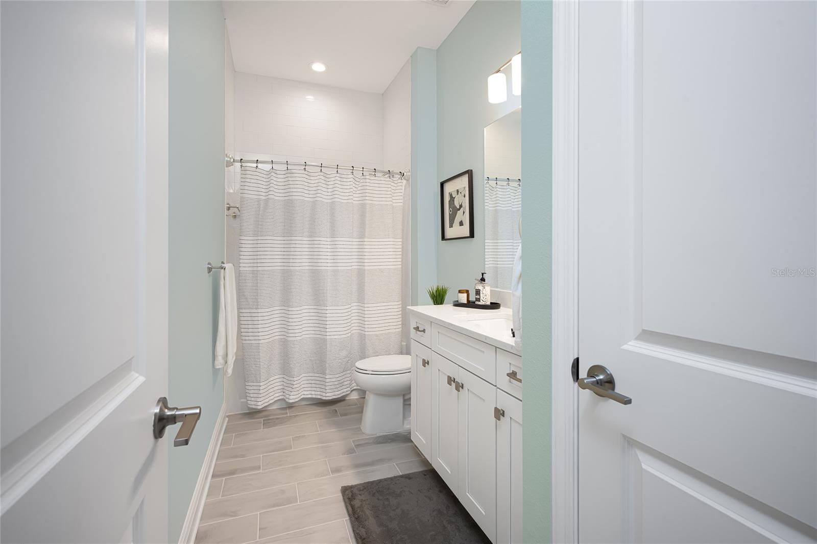 Image 24 of 57 For 12462 Vieste Court