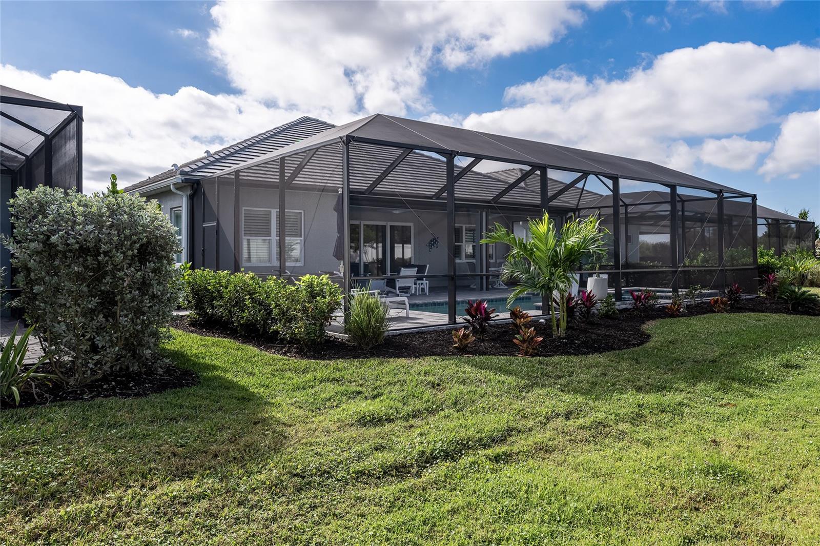 Image 37 of 57 For 12462 Vieste Court