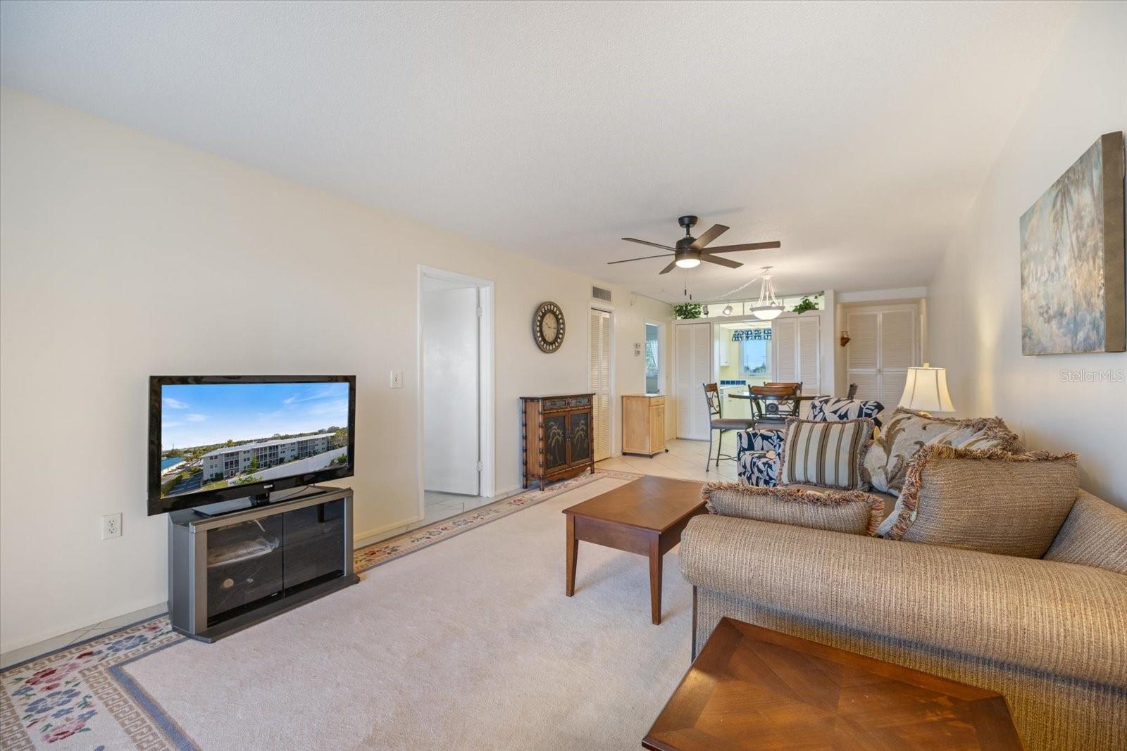 Image 11 of 39 For 649 Tamiami Trail S 301