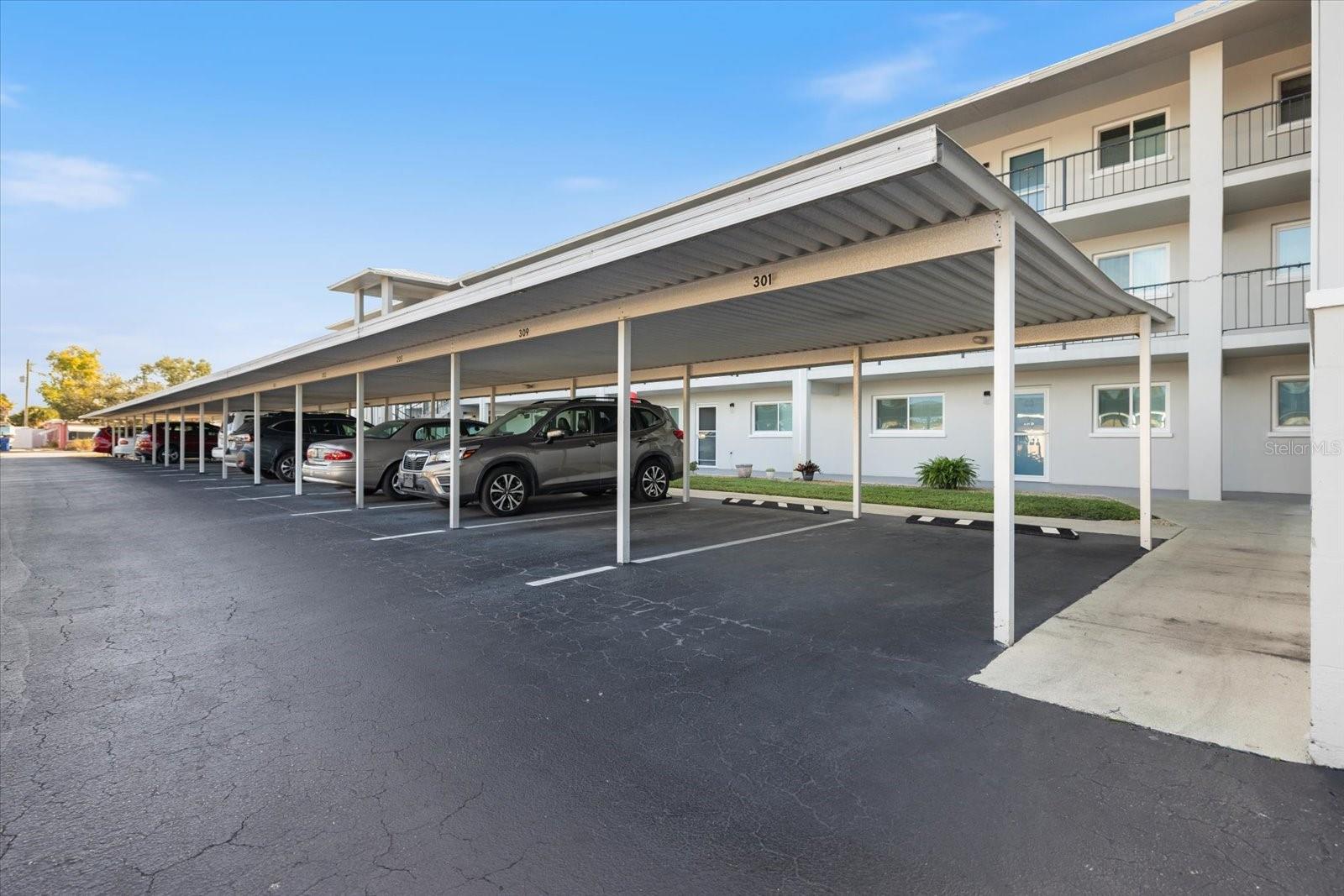 Image 26 of 39 For 649 Tamiami Trail S 301