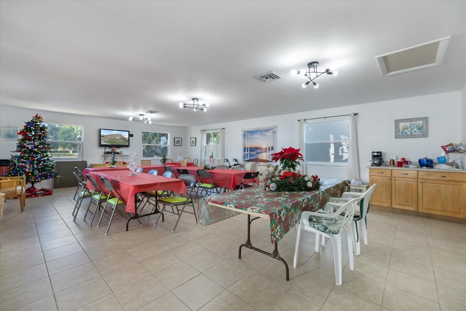 Image 29 of 39 For 649 Tamiami Trail S 301