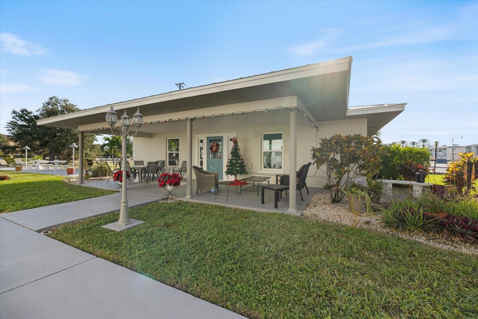 Image 30 of 39 For 649 Tamiami Trail S 301