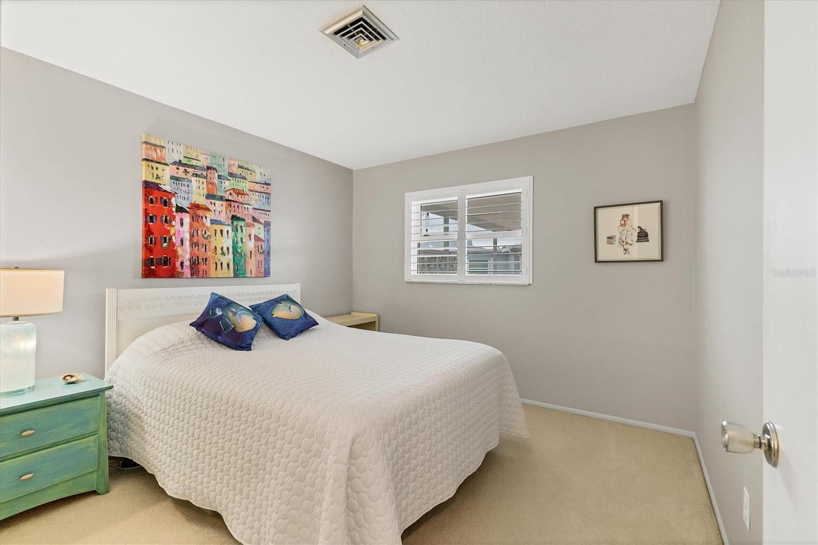 Image 25 of 50 For 1018 Beach Manor Circle 40