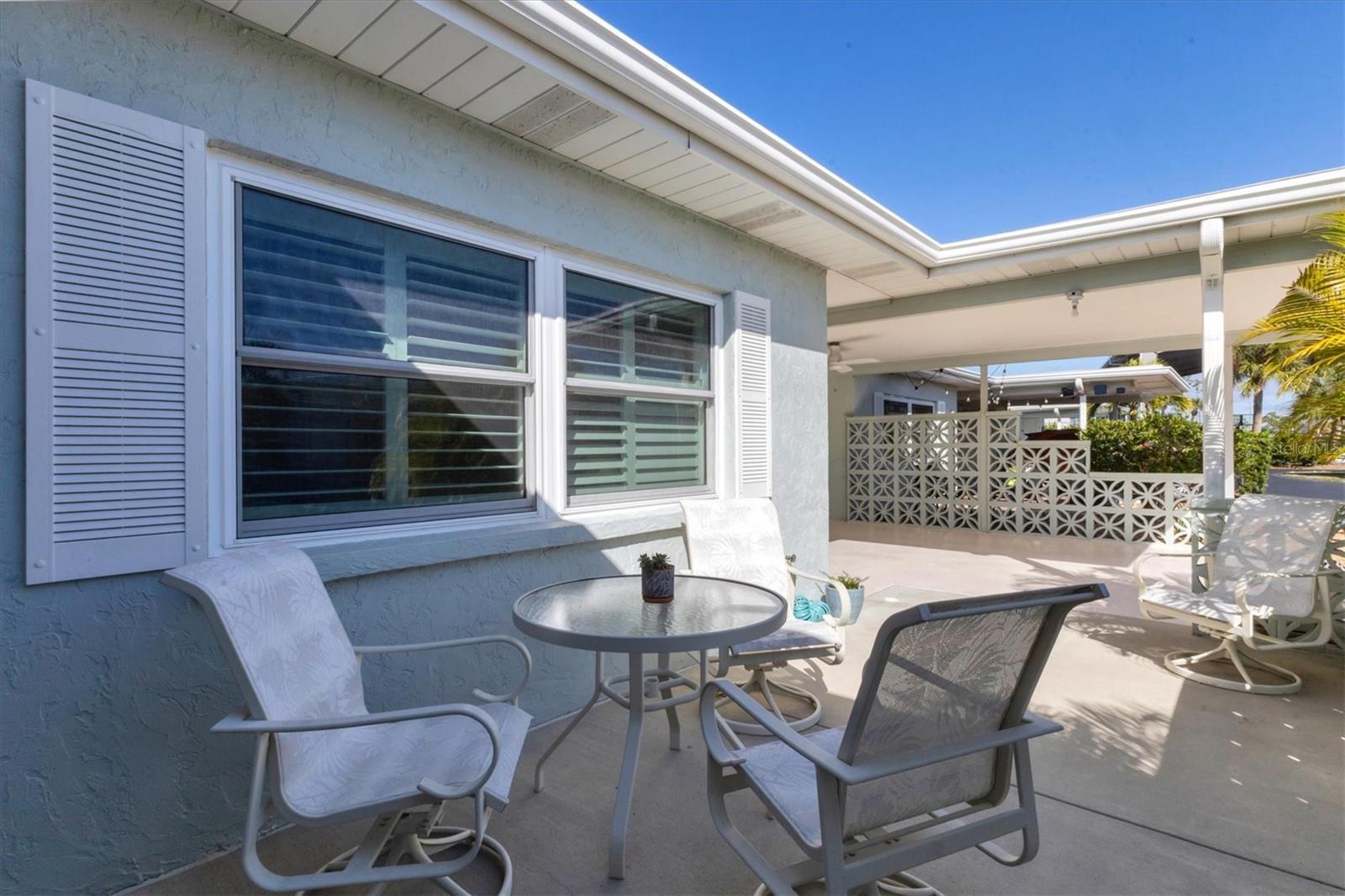 Image 33 of 50 For 1018 Beach Manor Circle 40