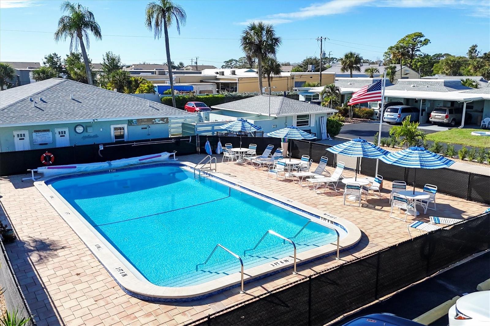 Image 44 of 50 For 1018 Beach Manor Circle 40