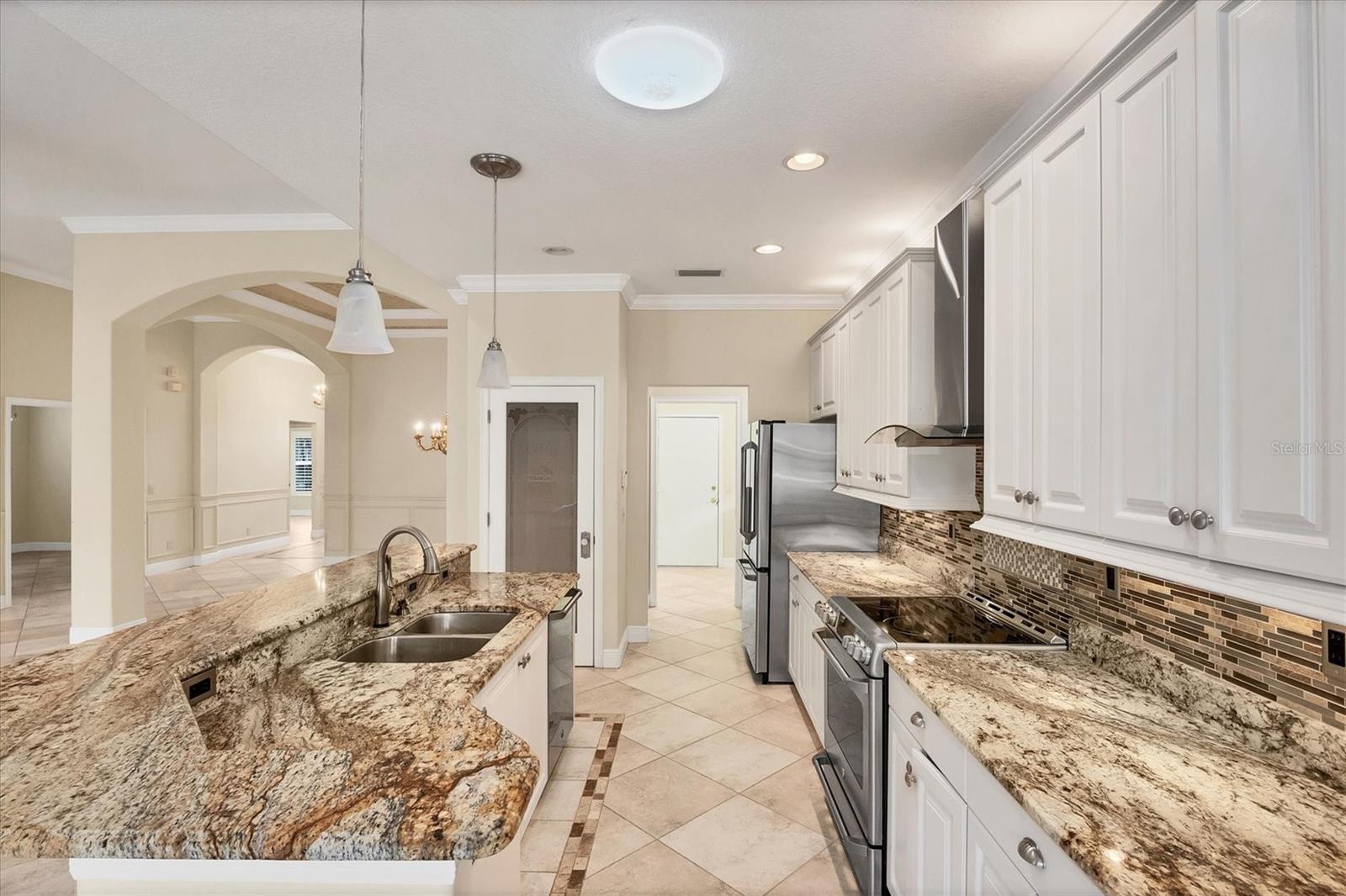 Image 34 of 100 For 730 Back Nine Drive