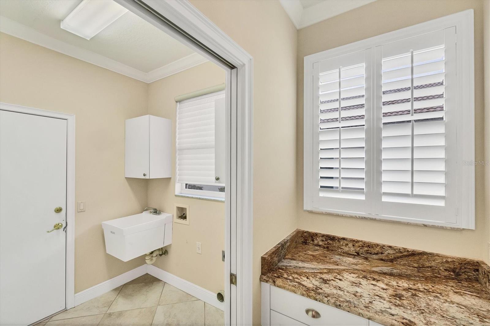 Image 38 of 100 For 730 Back Nine Drive