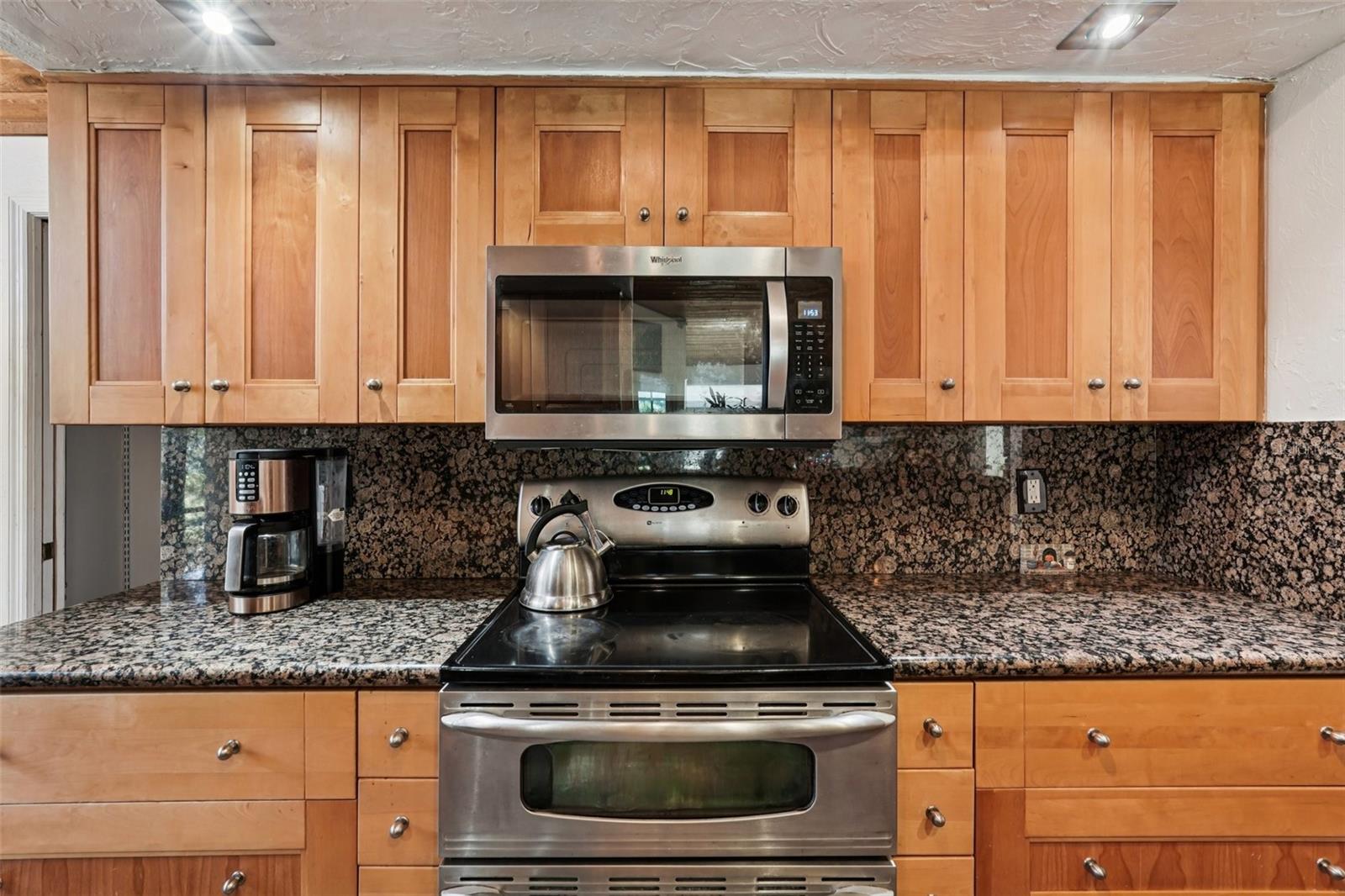 Image 15 of 78 For 600 Shetland