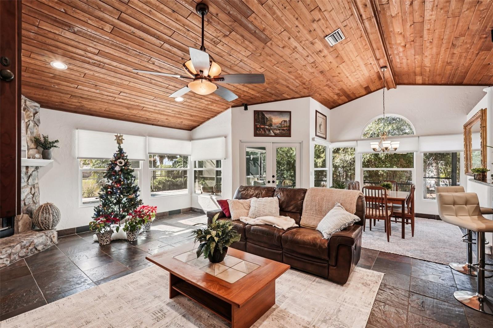 Image 20 of 78 For 600 Shetland