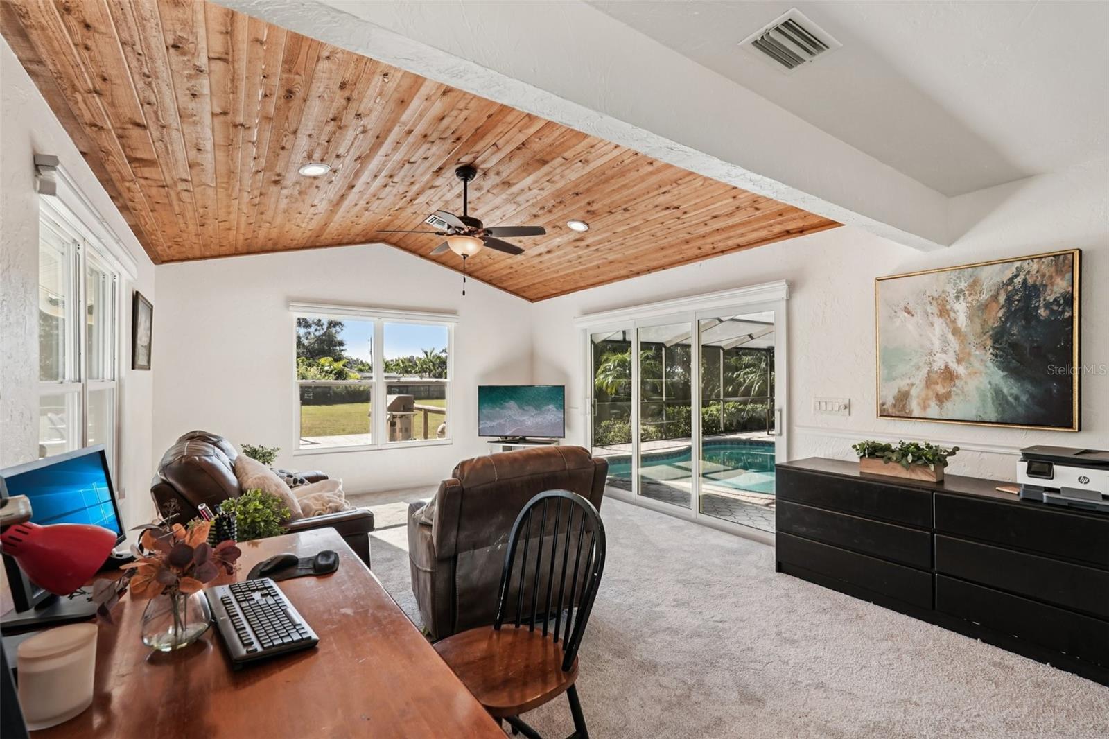 Image 29 of 78 For 600 Shetland