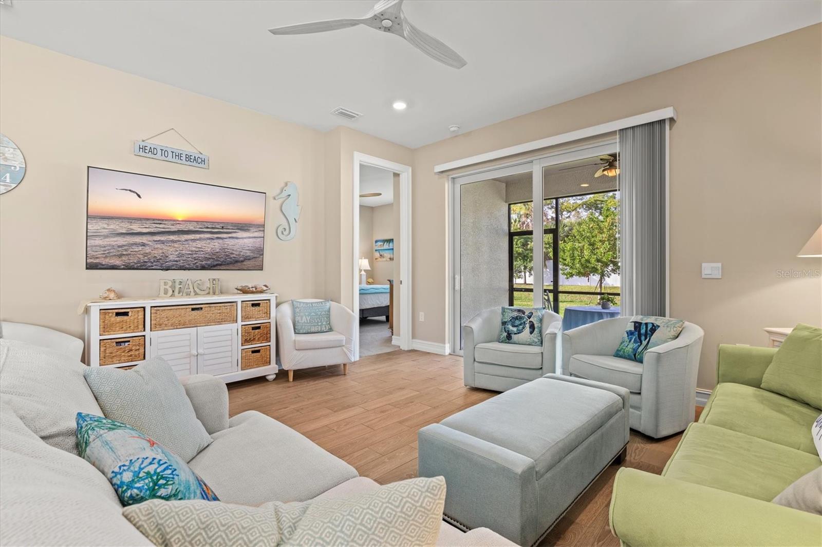 Image 13 of 74 For 208 Ibiza Loop