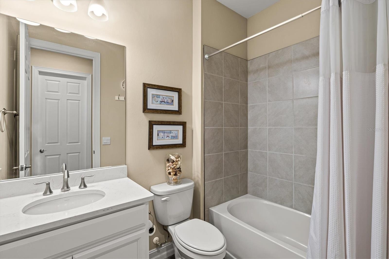 Image 33 of 74 For 208 Ibiza Loop