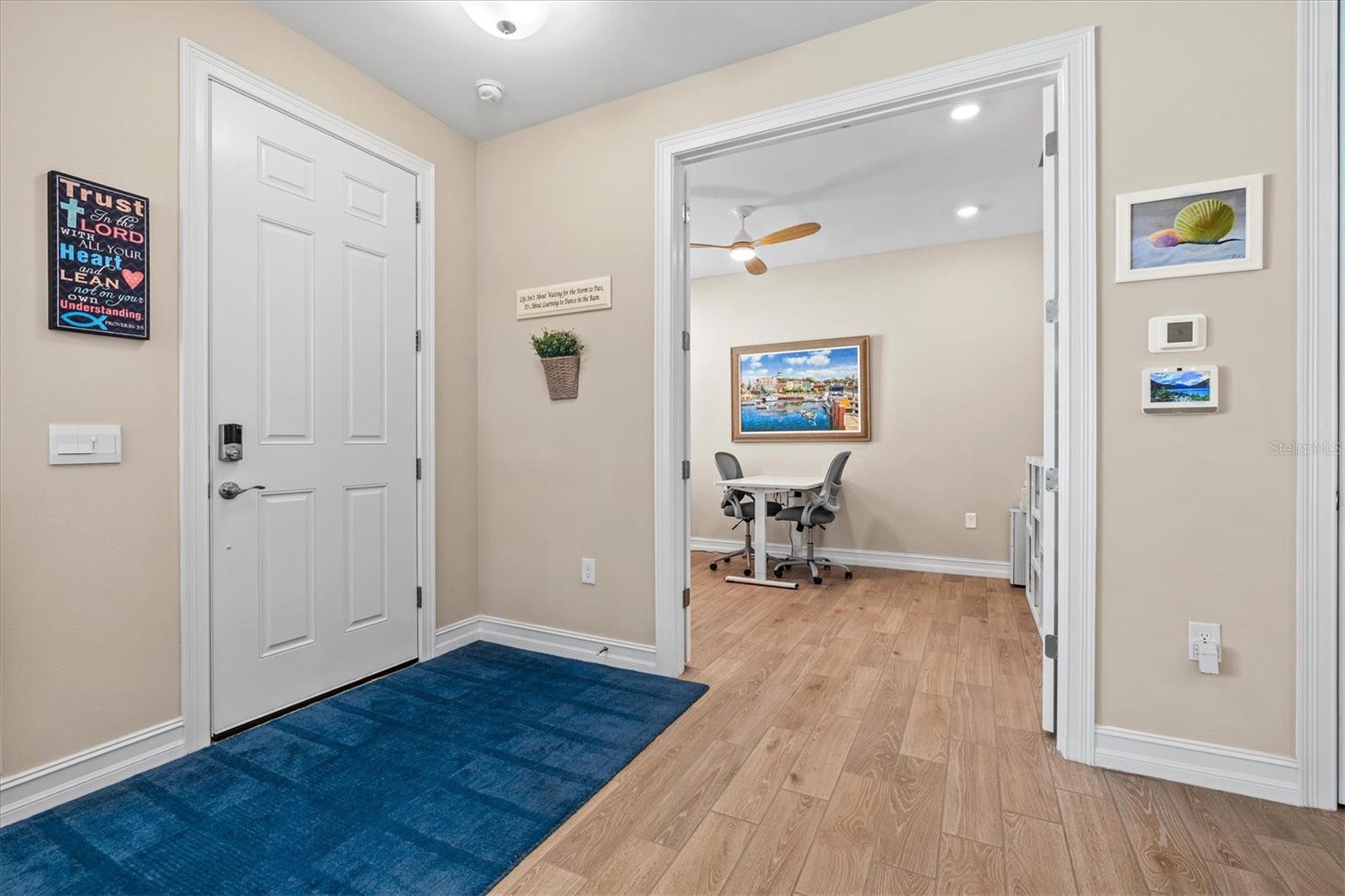 Image 8 of 74 For 208 Ibiza Loop