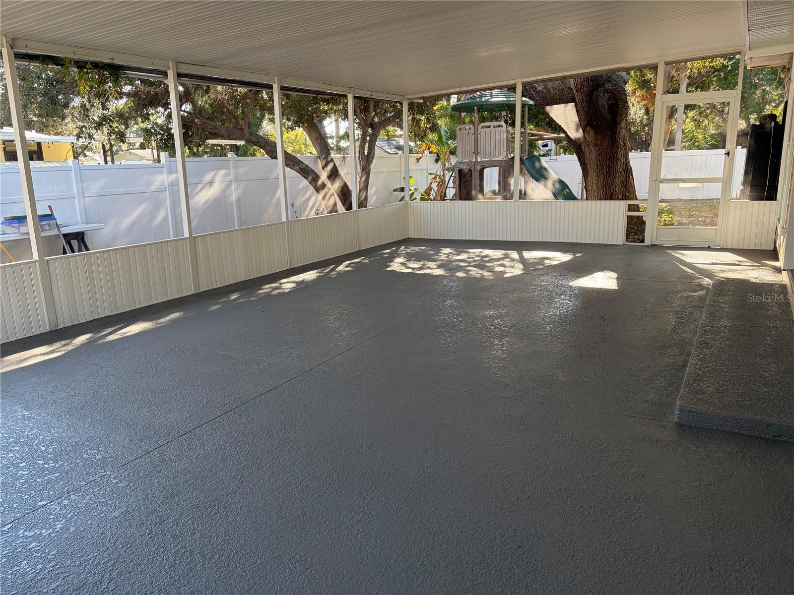 Image 10 of 15 For 495 Burke Road