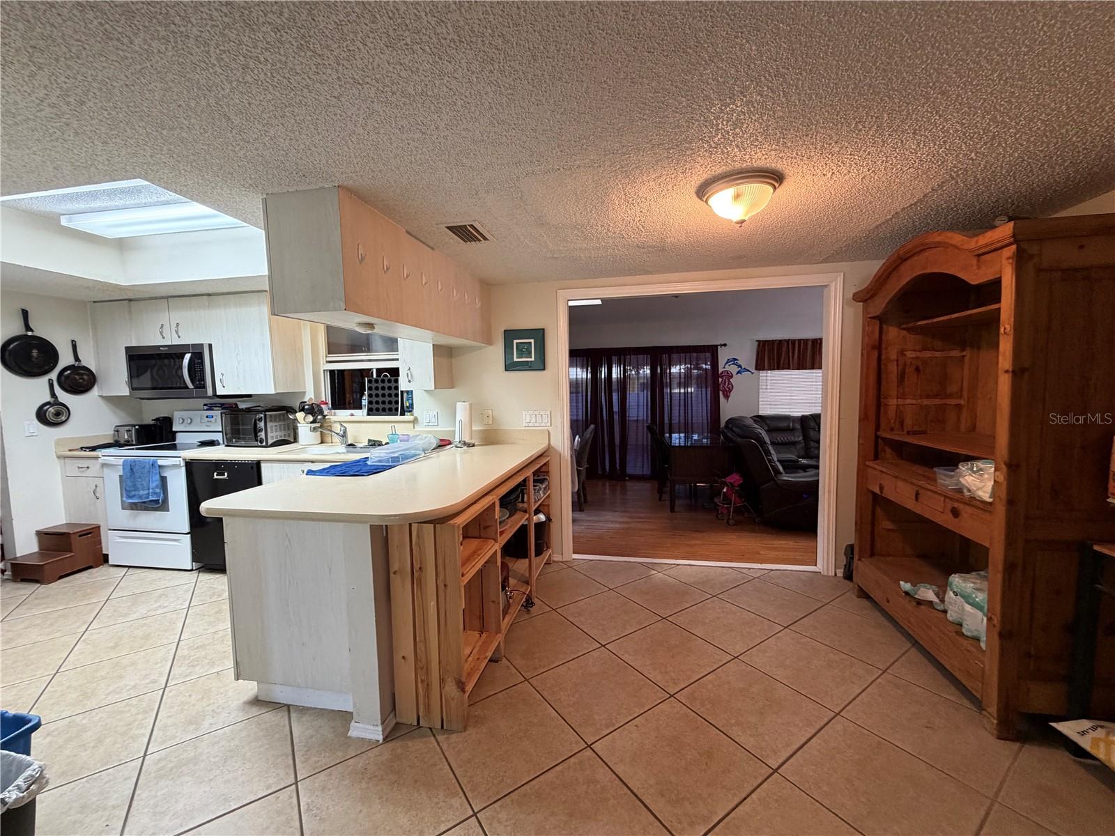 Image 5 of 15 For 495 Burke Road