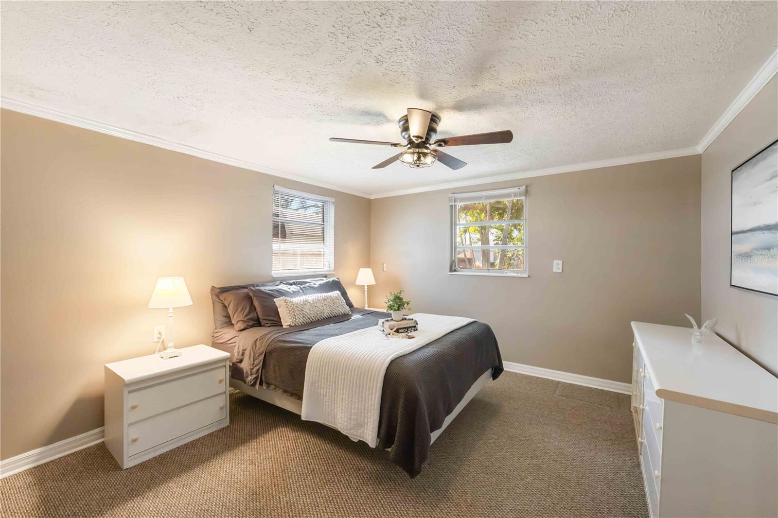 Image 11 of 55 For 300 Field Avenue E