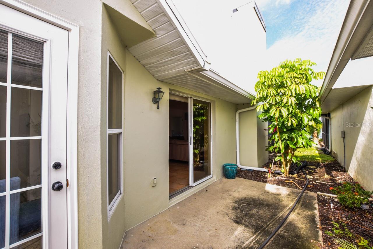 Image 29 of 64 For 768 Harrington Lake Drive N 106