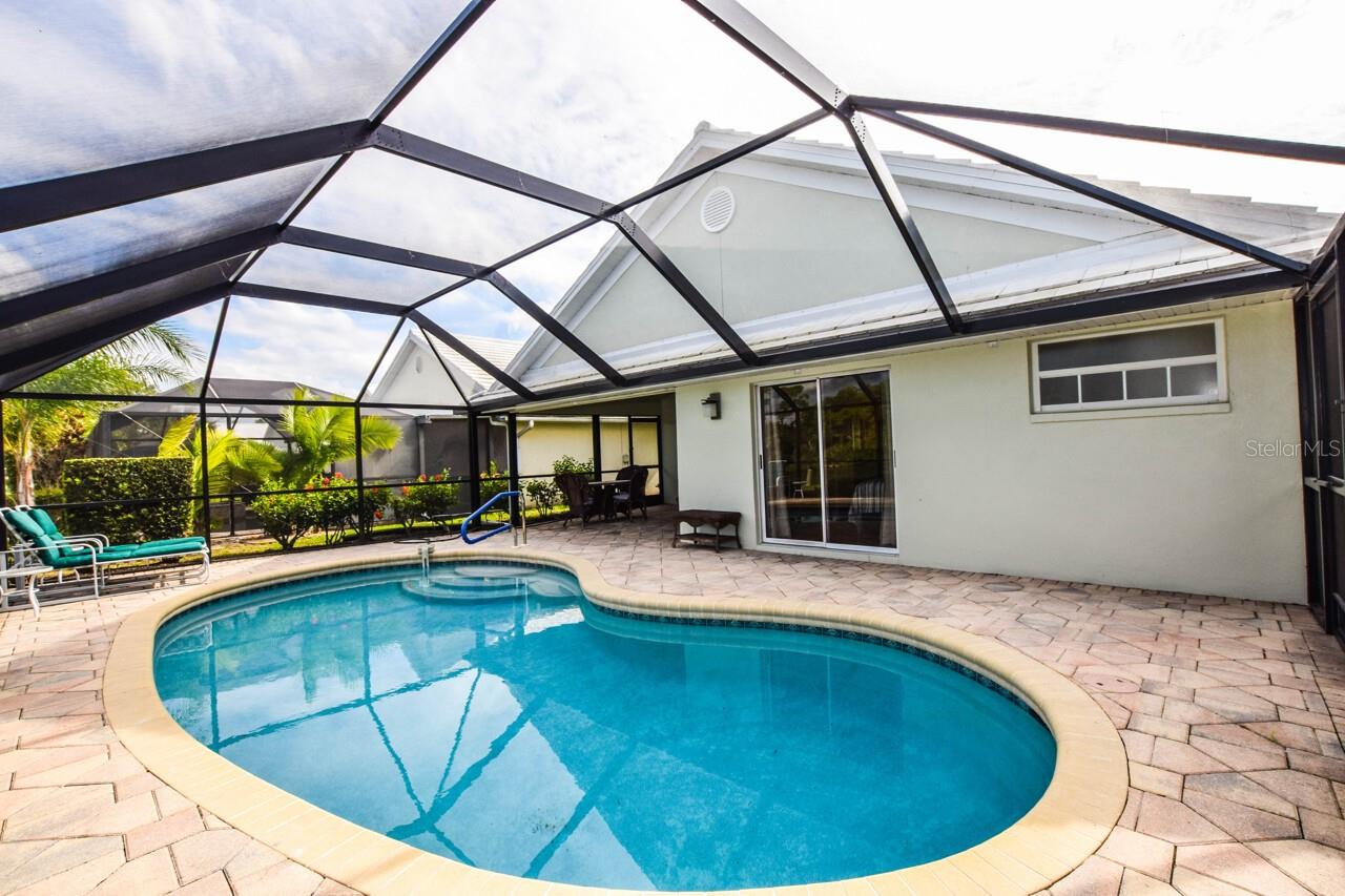 Image 34 of 64 For 768 Harrington Lake Drive N 106