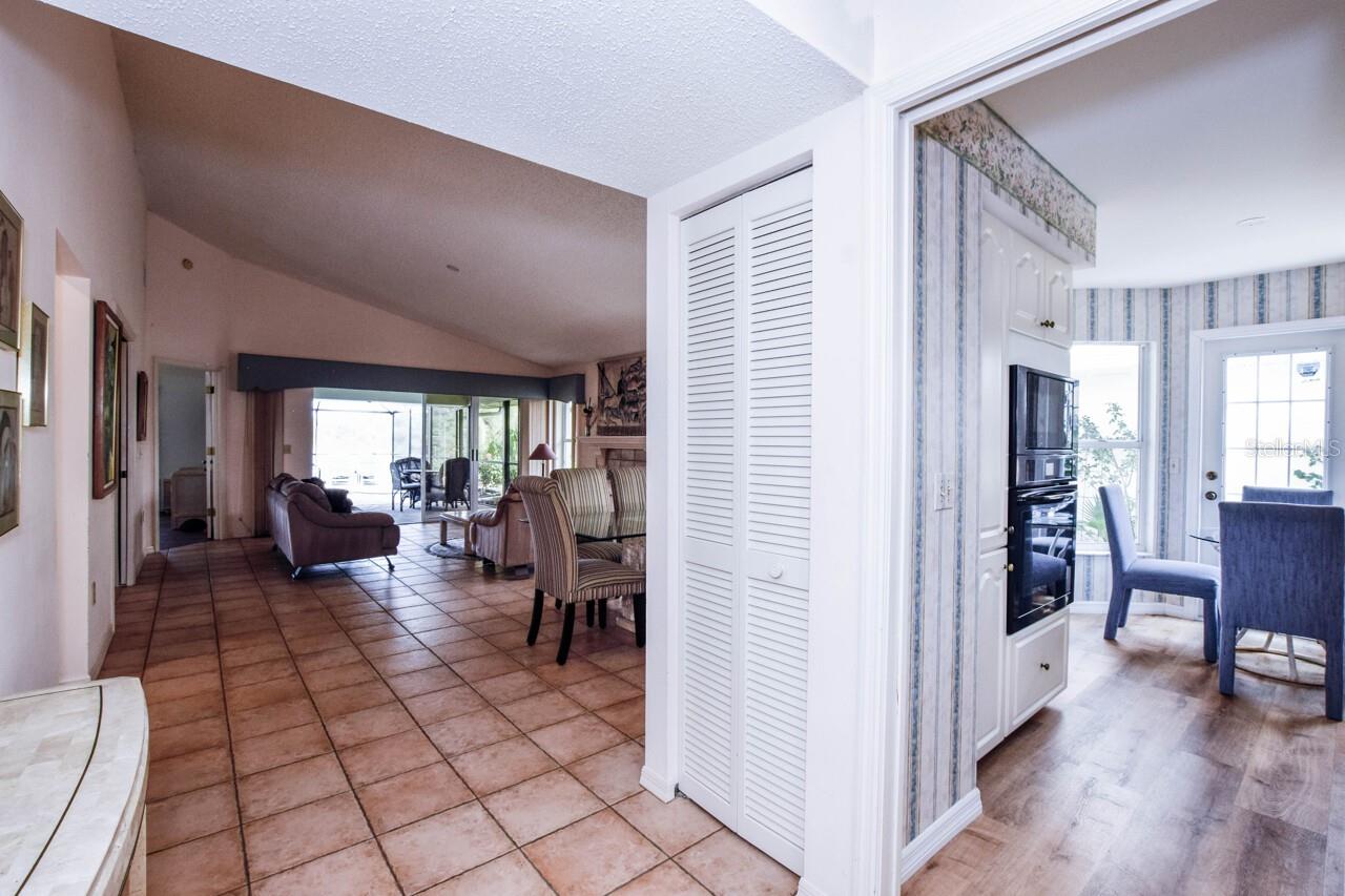 Image 5 of 64 For 768 Harrington Lake Drive N 106