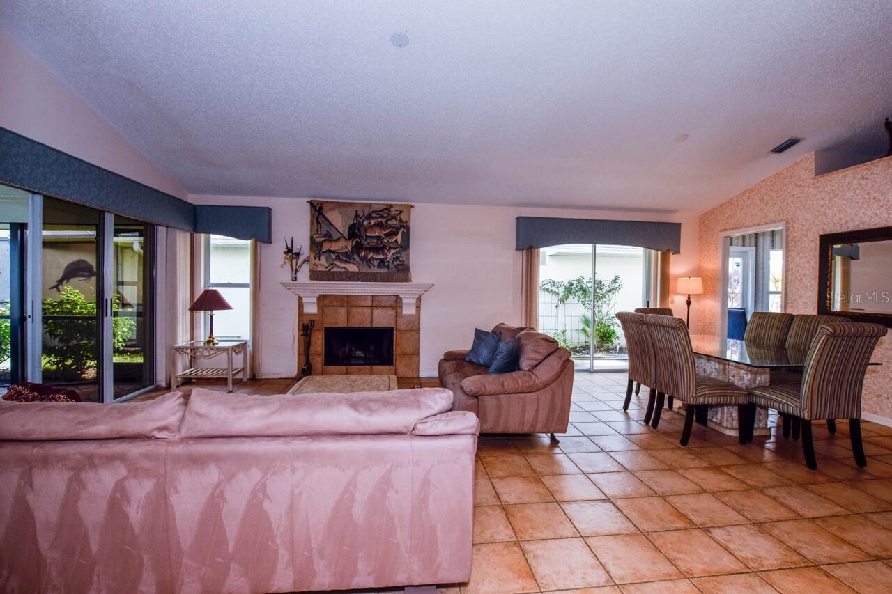 Image 8 of 64 For 768 Harrington Lake Drive N 106