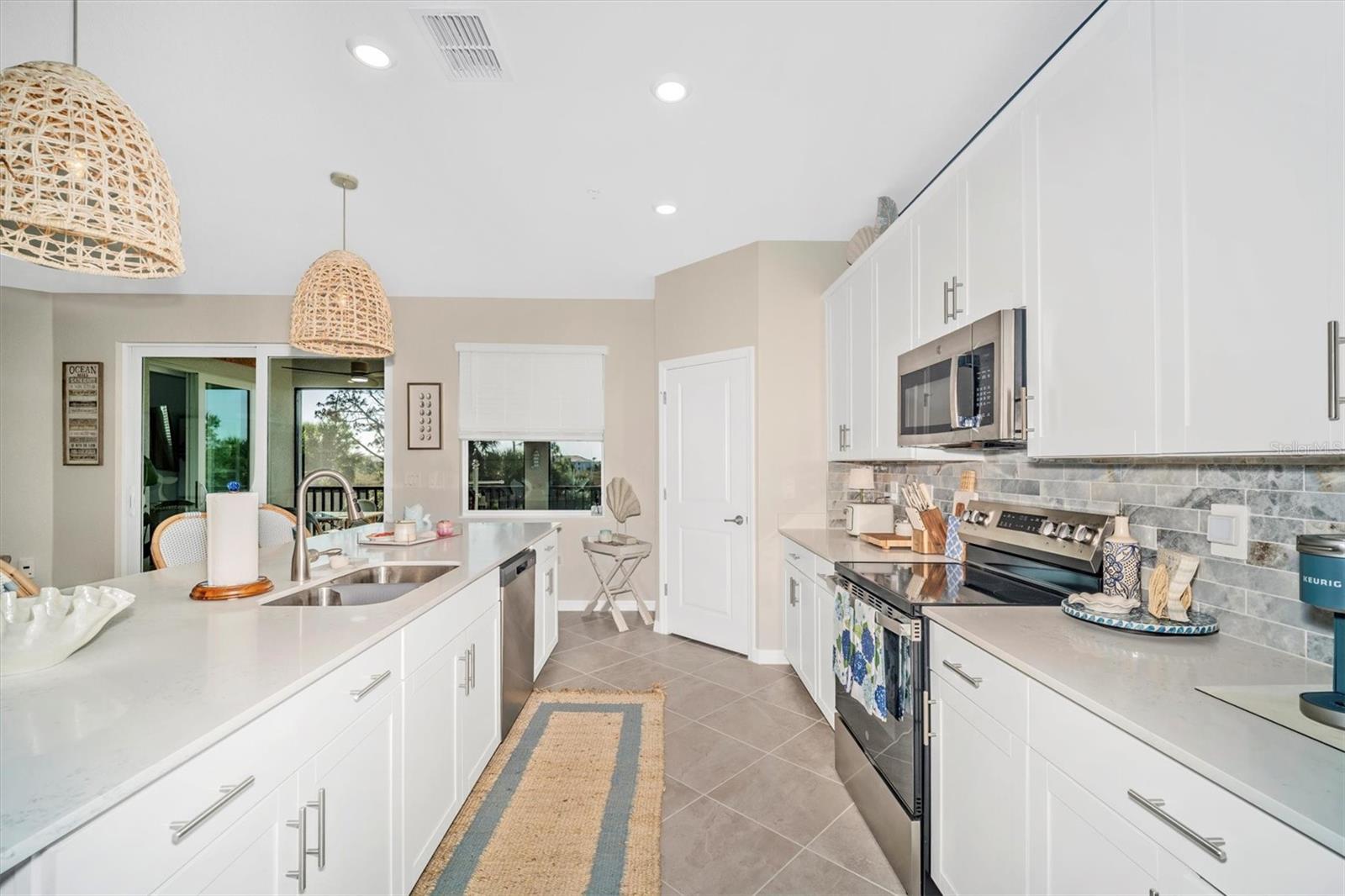 Image 19 of 97 For 17740 Boracay Court 202