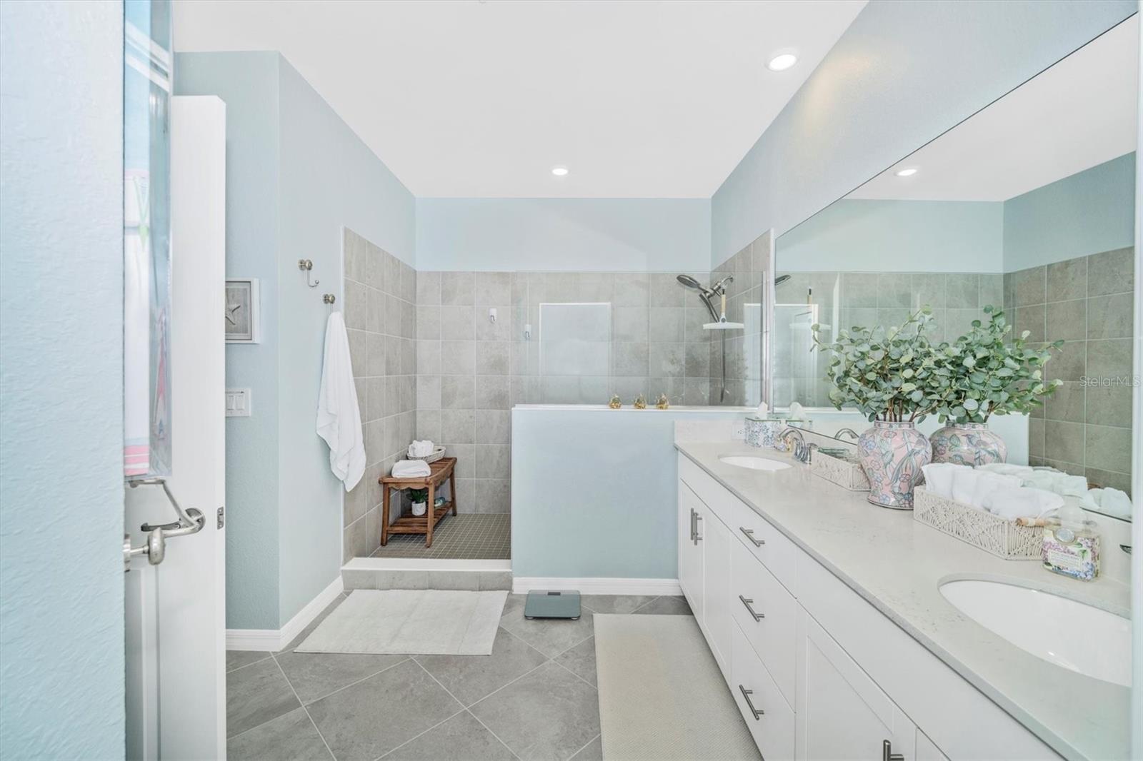 Image 29 of 97 For 17740 Boracay Court 202