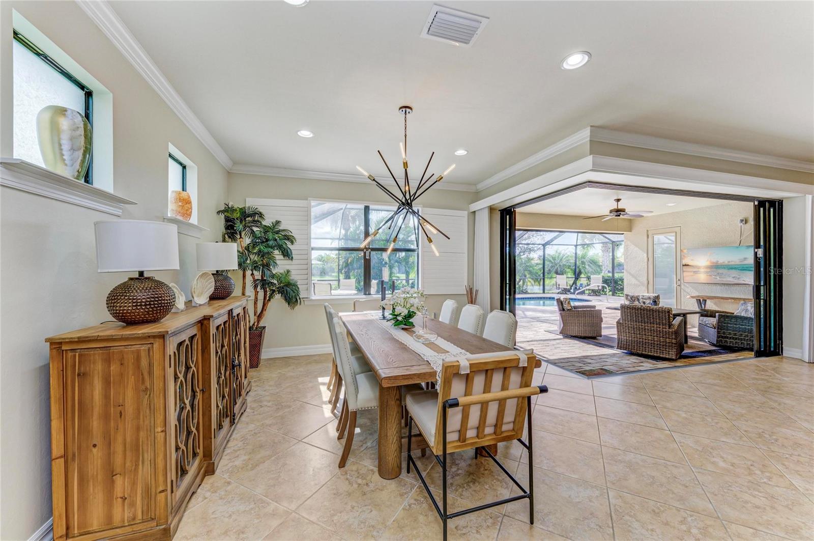 Image 17 of 58 For 13837 Neviano Street