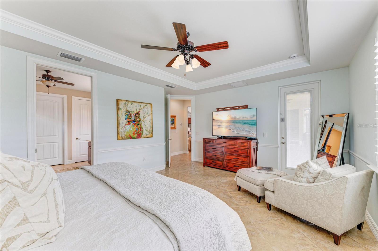 Image 29 of 58 For 13837 Neviano Street