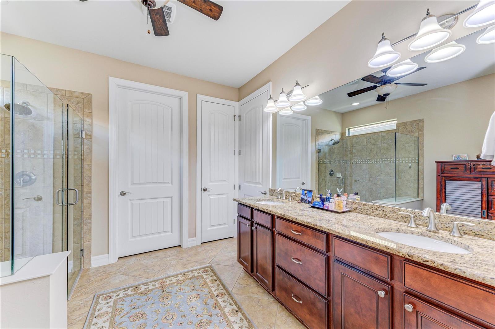 Image 30 of 58 For 13837 Neviano Street