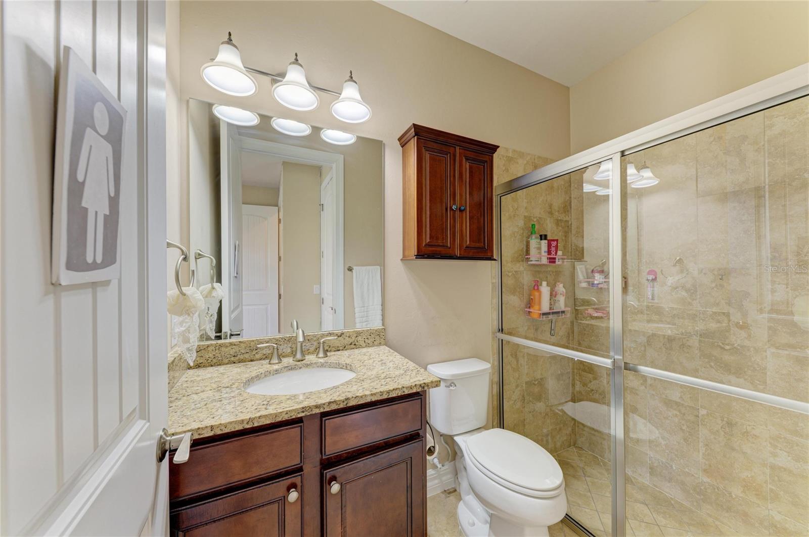 Image 36 of 58 For 13837 Neviano Street