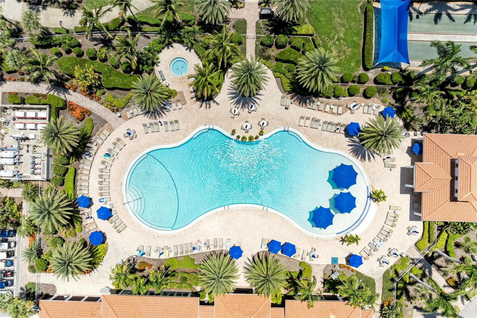 Image 42 of 58 For 13837 Neviano Street