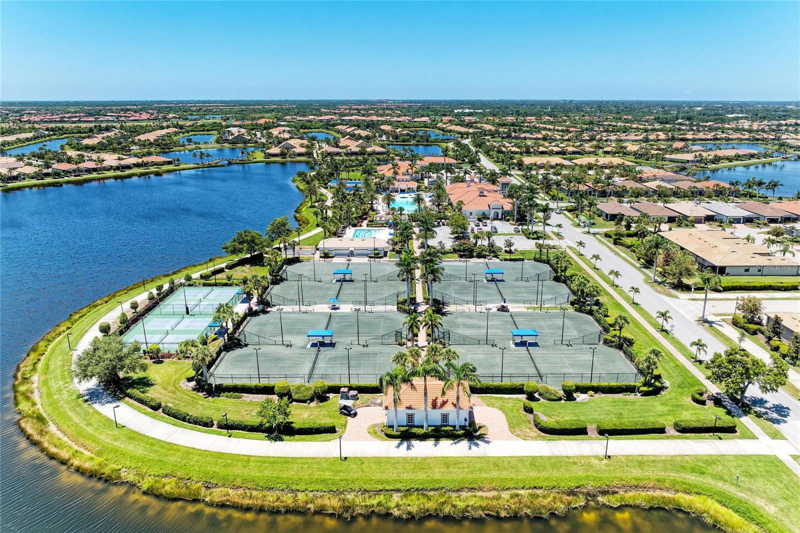 Image 55 of 58 For 13837 Neviano Street