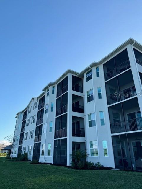 Image 23 of 51 For 12140 Wellen Golf Street 402