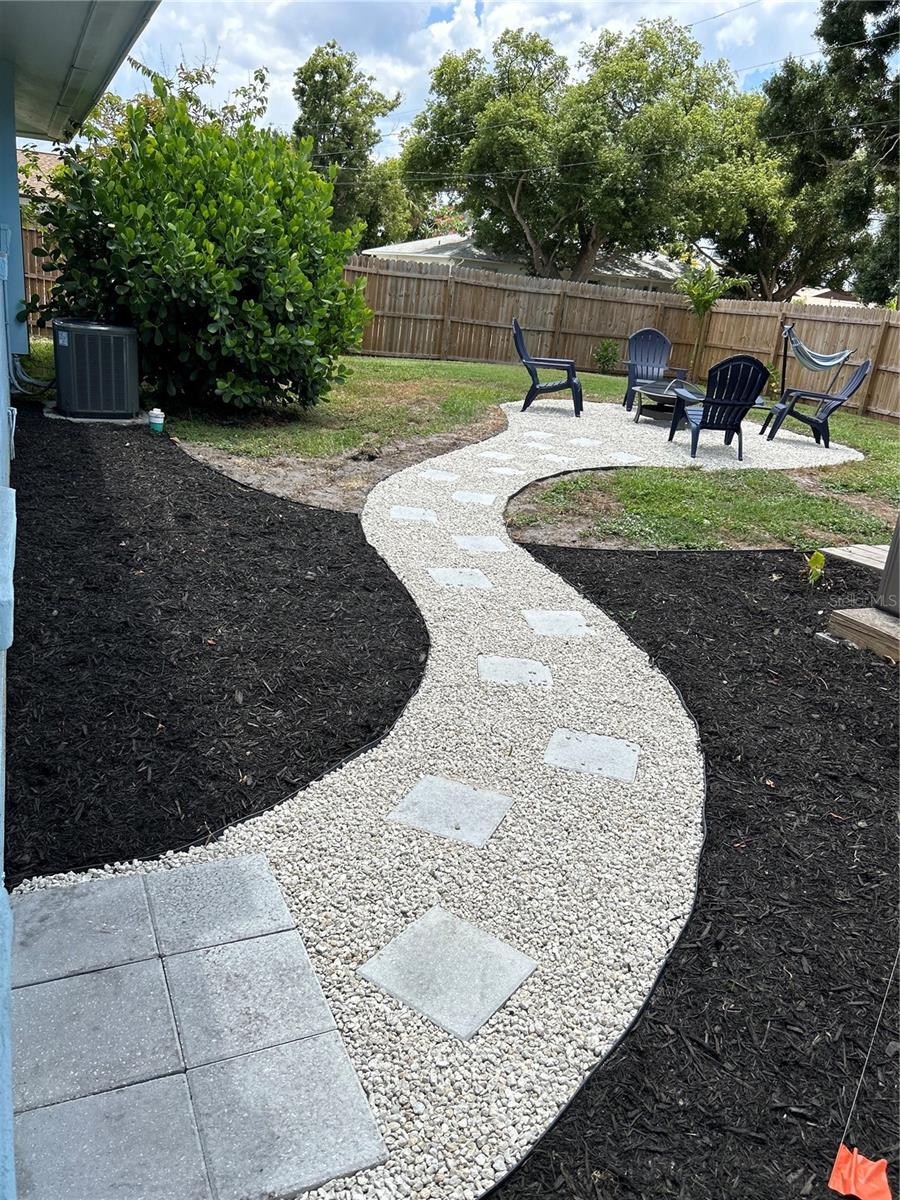 Image 9 of 11 For 688 Constance Road