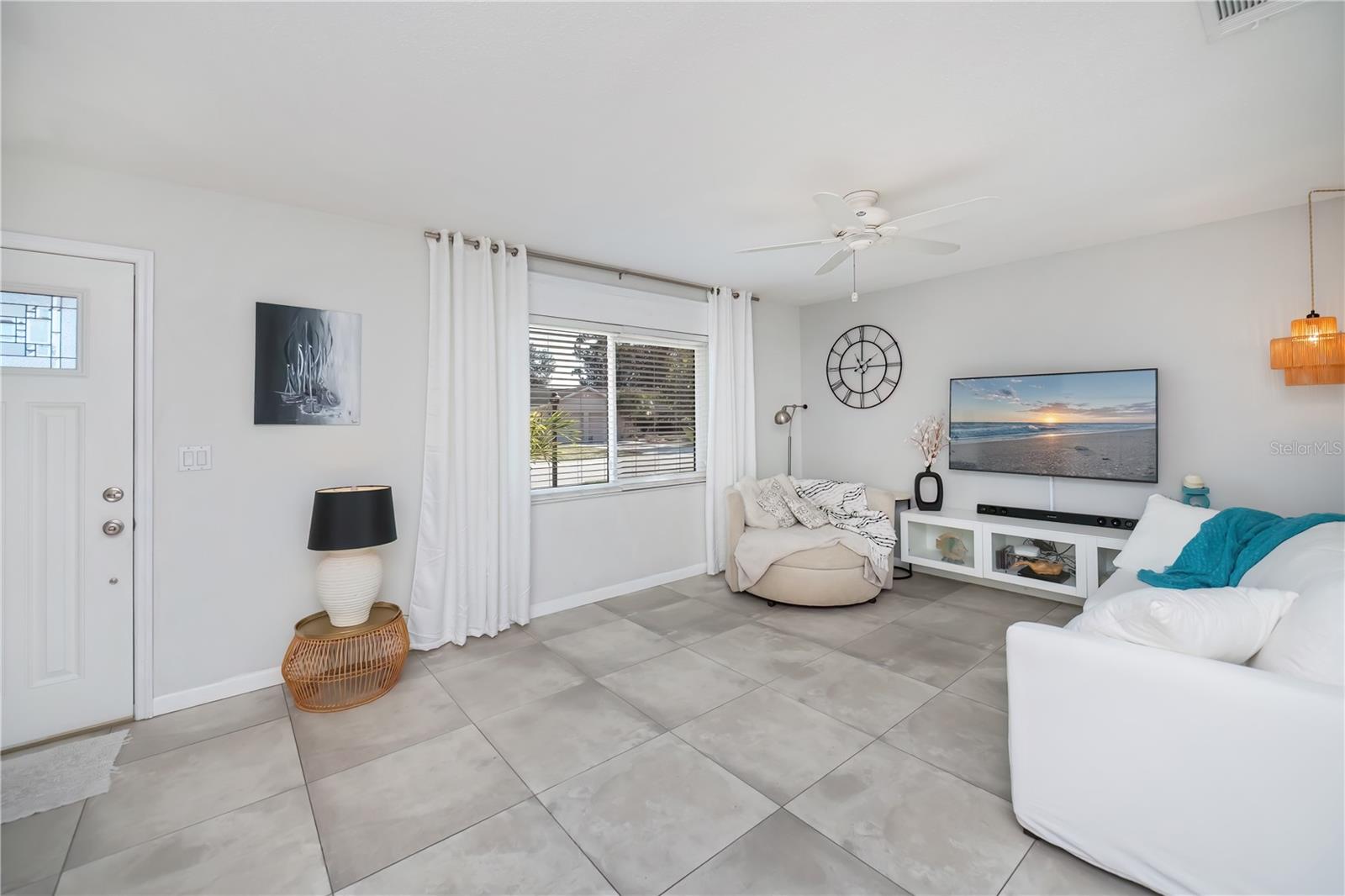 Image 13 of 89 For 443 Belmont Avenue