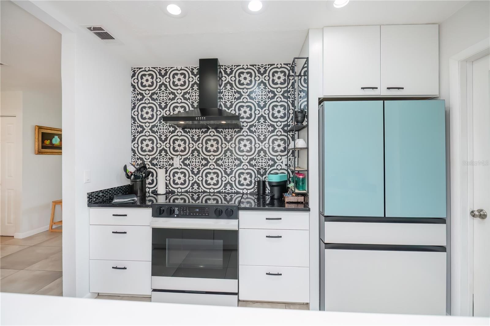 Image 23 of 89 For 443 Belmont Avenue