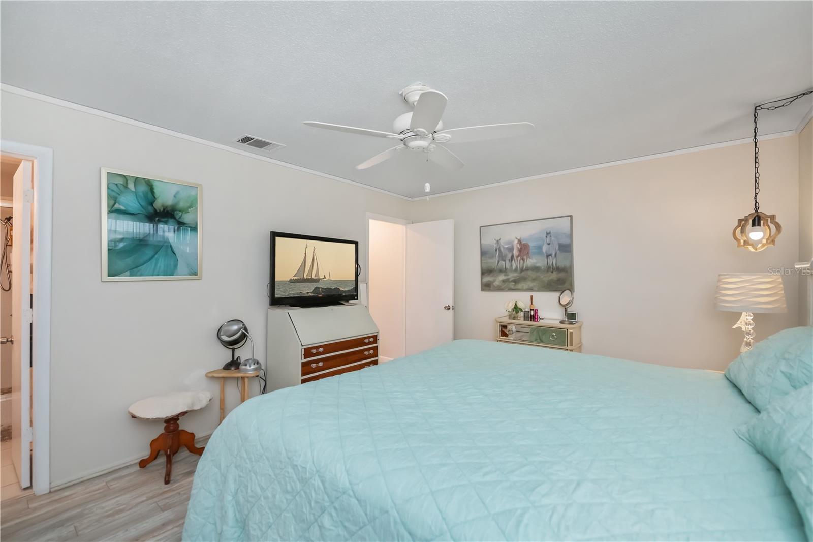 Image 35 of 89 For 443 Belmont Avenue