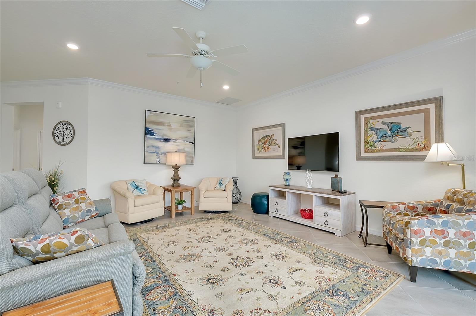 Image 3 of 73 For 10063 Crooked Creek Drive 202