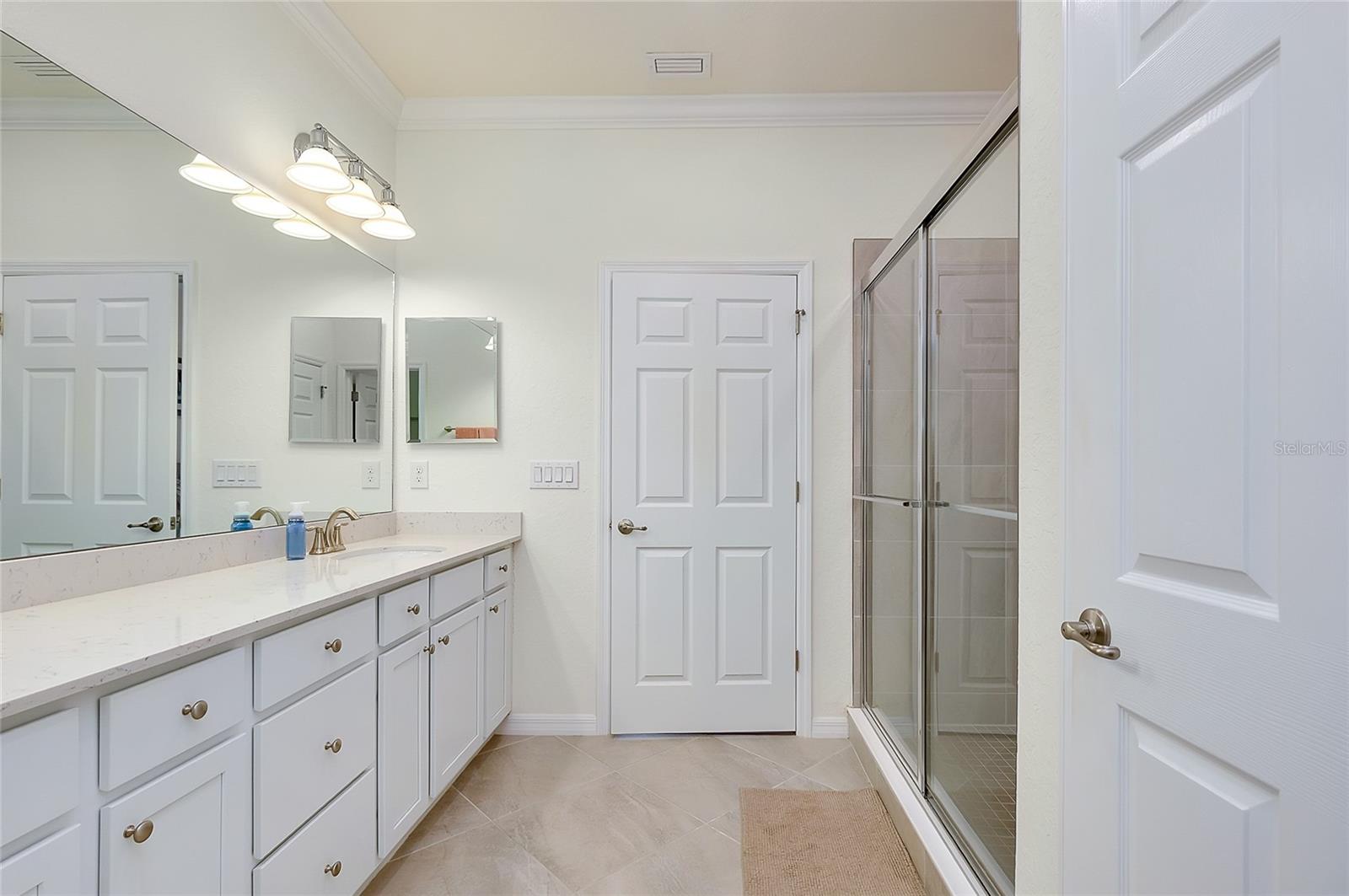 Image 33 of 73 For 10063 Crooked Creek Drive 202