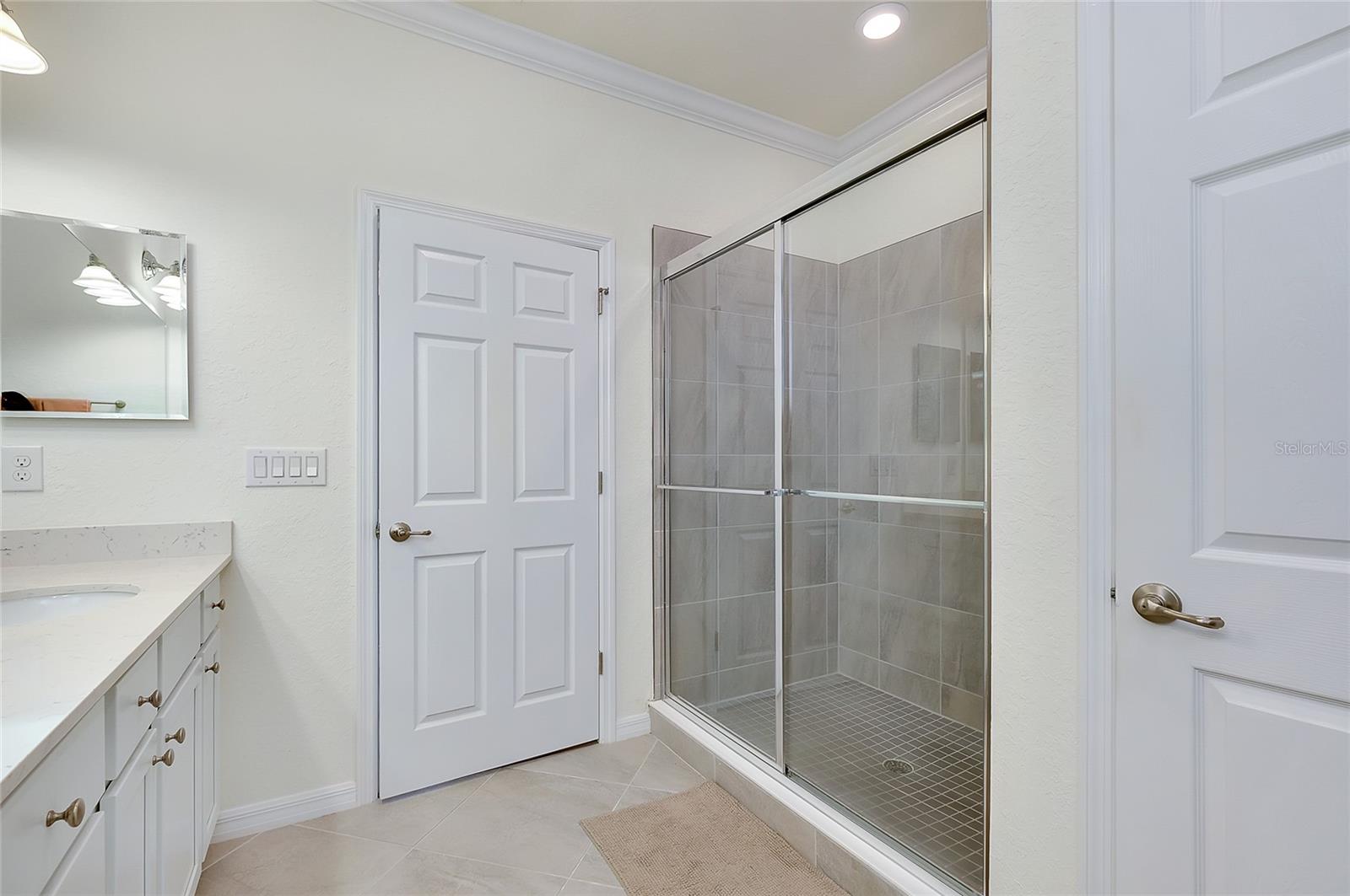 Image 36 of 73 For 10063 Crooked Creek Drive 202