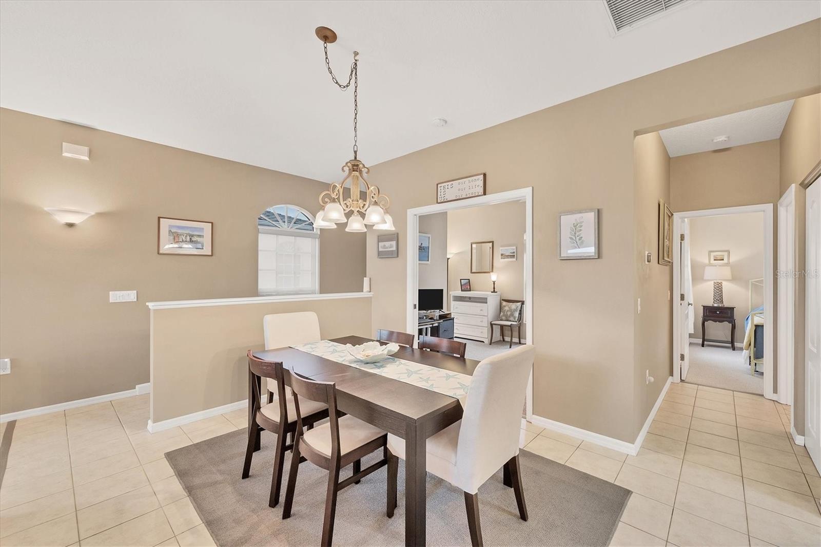 Image 14 of 71 For 308 Gondola Park Drive 308