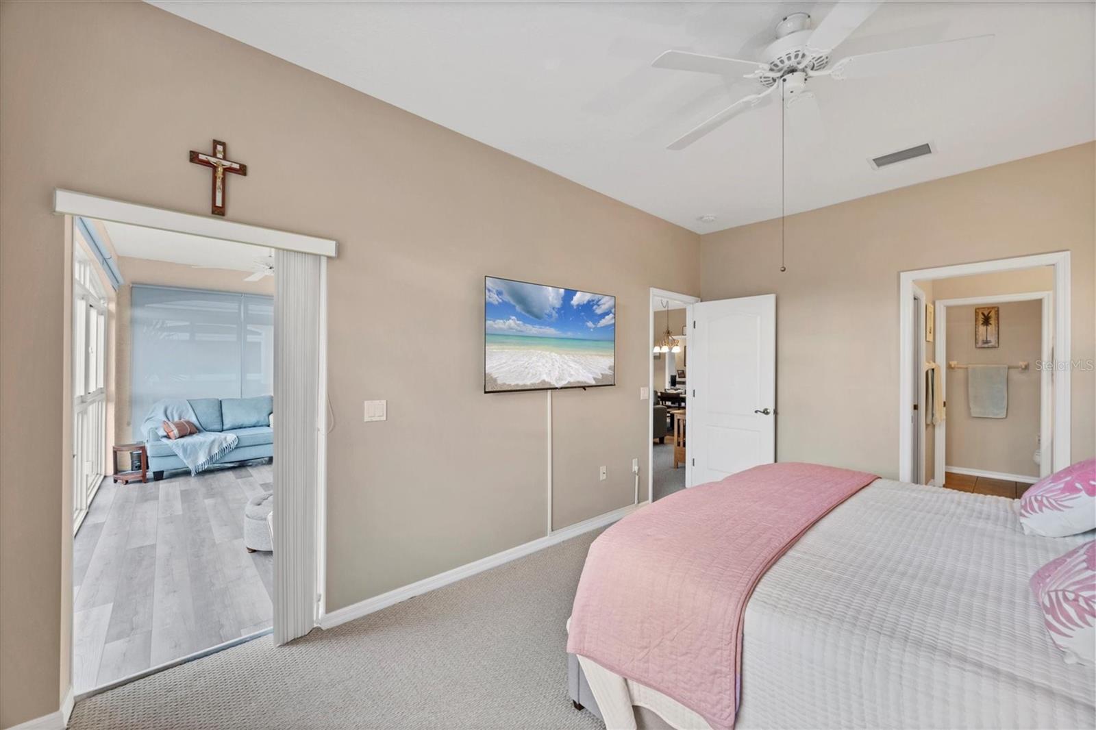 Image 28 of 71 For 308 Gondola Park Drive 308