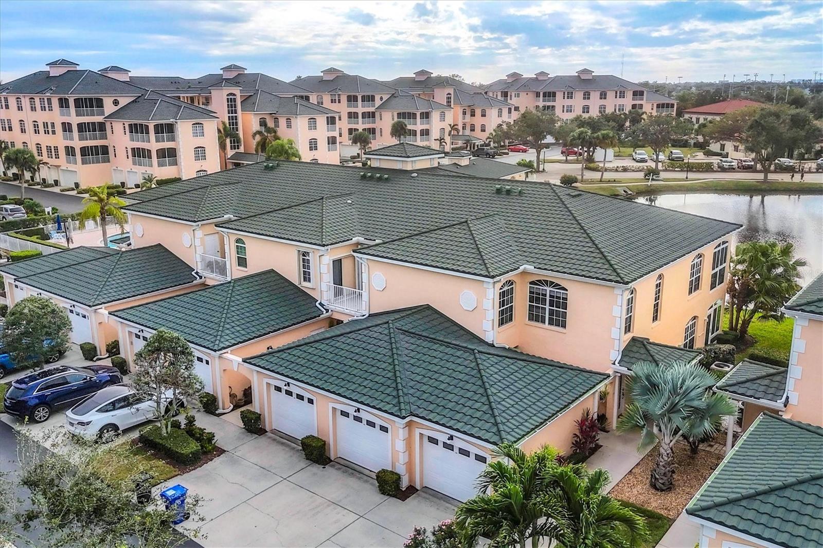 Image 43 of 71 For 308 Gondola Park Drive 308