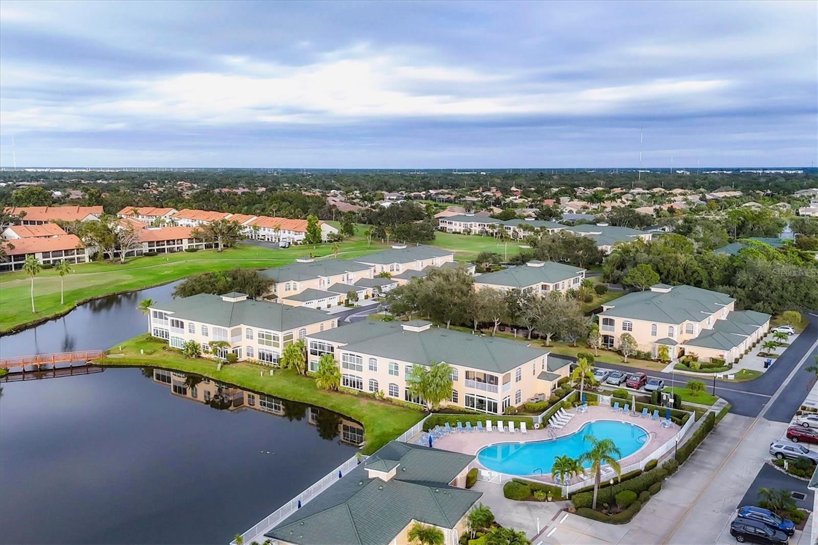 Image 55 of 71 For 308 Gondola Park Drive 308