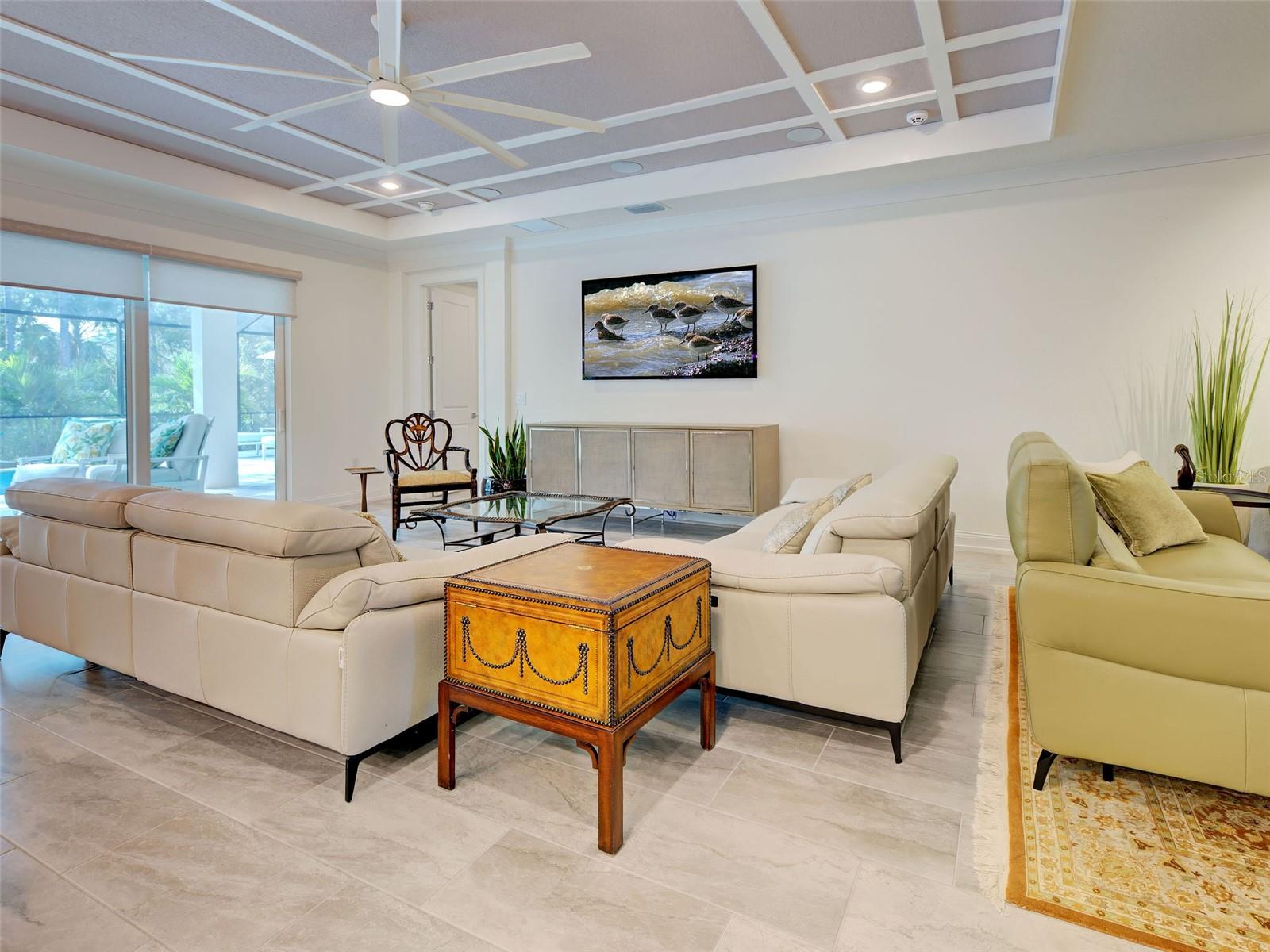 Image 15 of 97 For 425 Baneberry Court