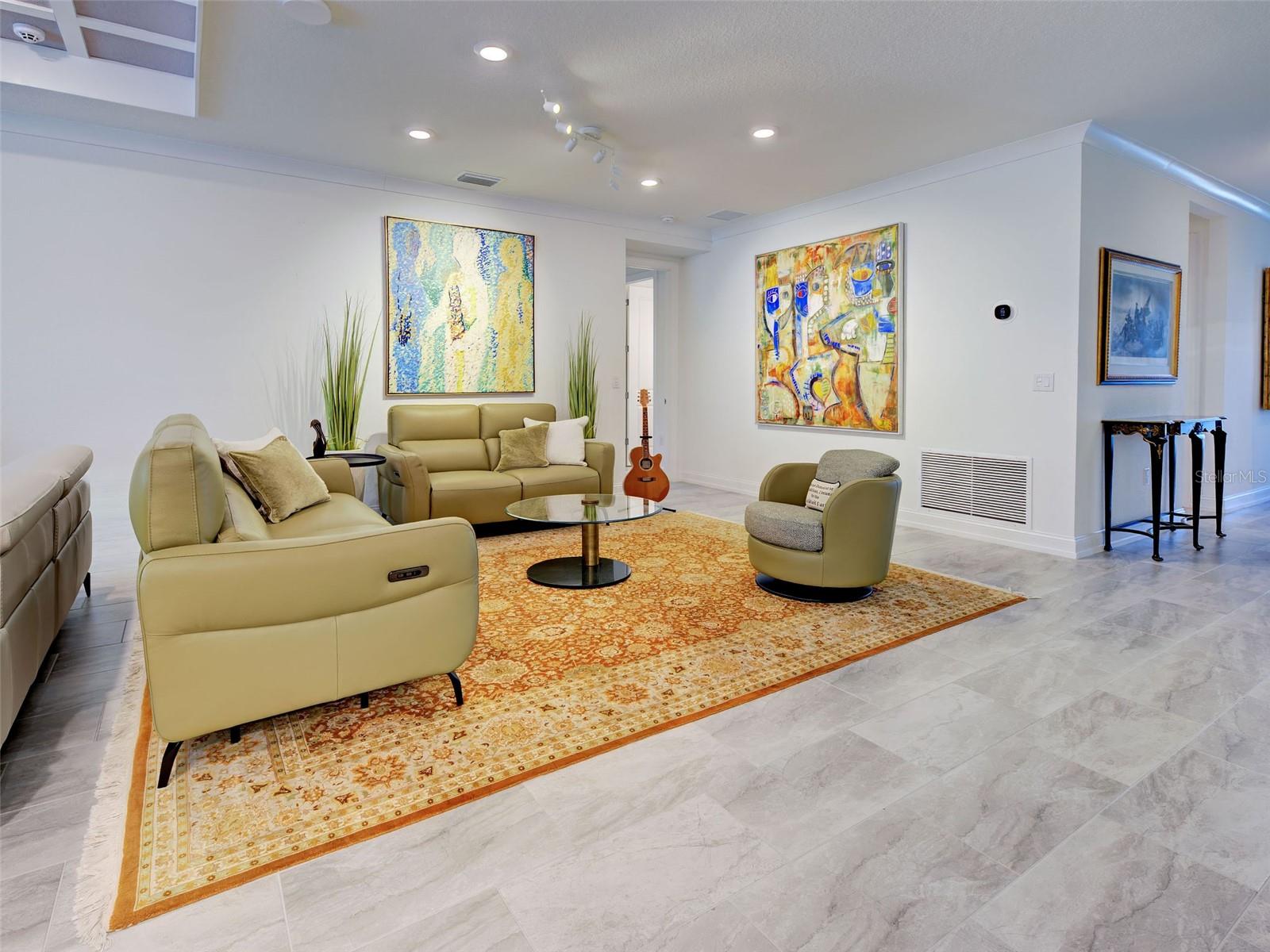 Image 19 of 97 For 425 Baneberry Court