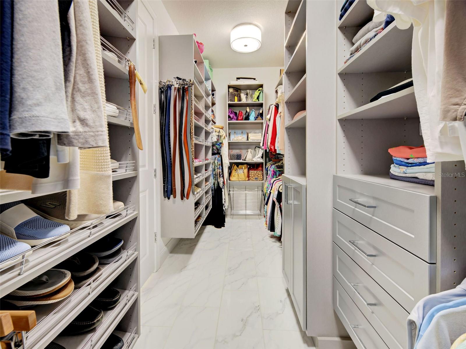 Image 41 of 97 For 425 Baneberry Court