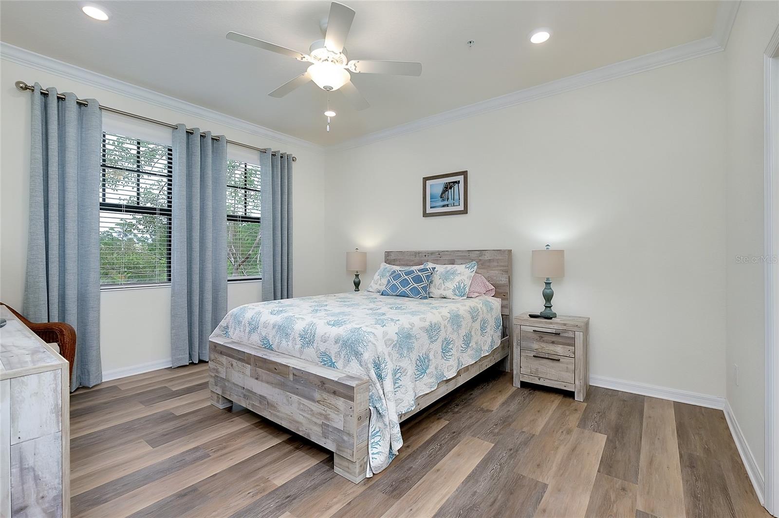 Image 22 of 63 For 10063 Crooked Creek Drive 202