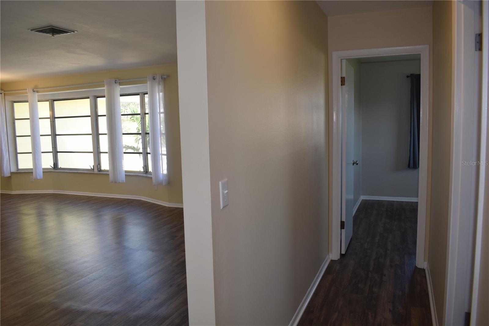 Image 12 of 42 For 2608 Oneida Road