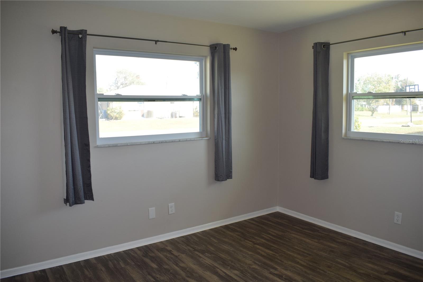 Image 25 of 42 For 2608 Oneida Road